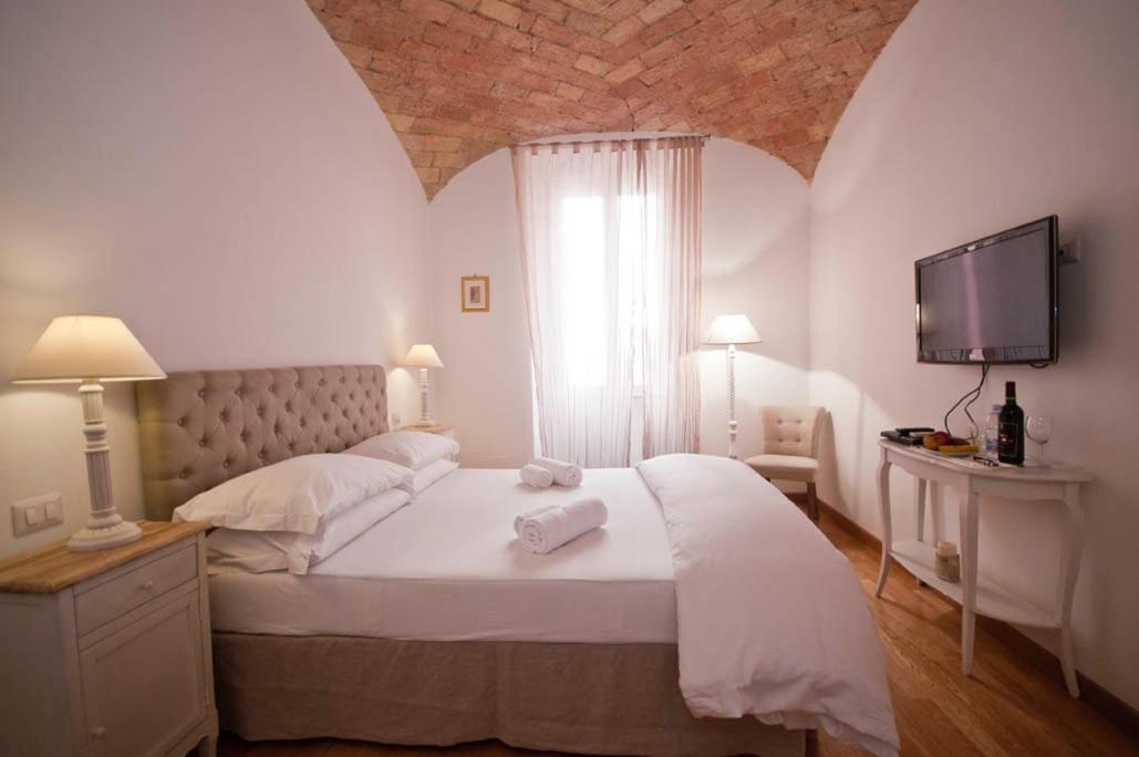 La Finestra Sul Colosseo B&B 1 ローマ エクステリア 写真